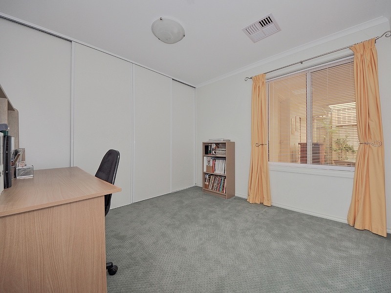 18 Caroline Close, Sheidow Park SA 5158