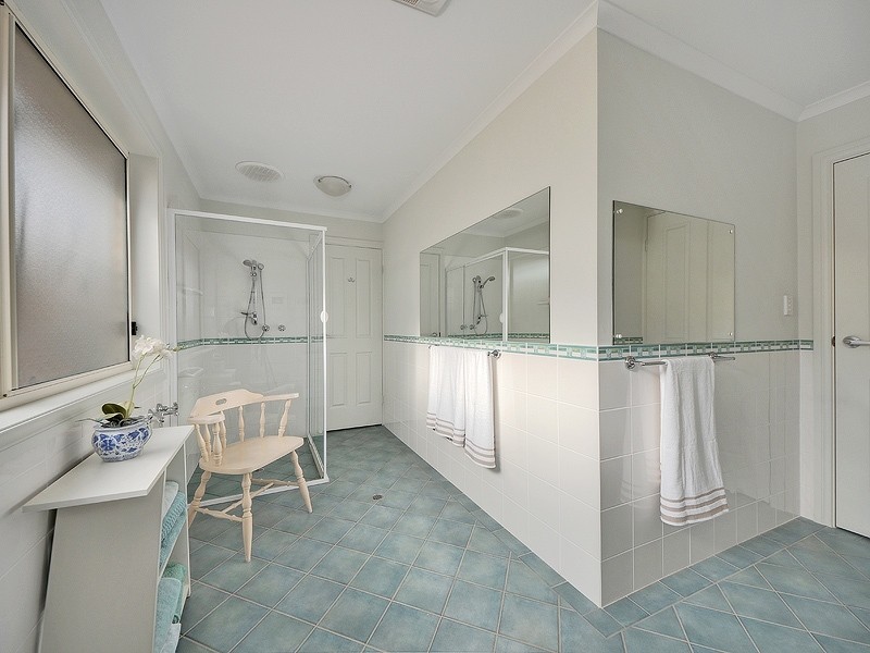 18 Caroline Close, Sheidow Park SA 5158