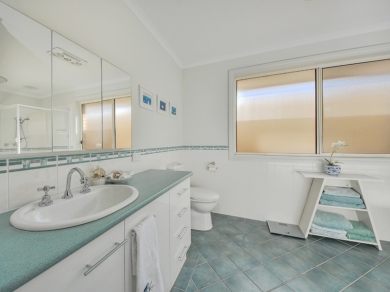 18 Caroline Close, Sheidow Park SA 5158