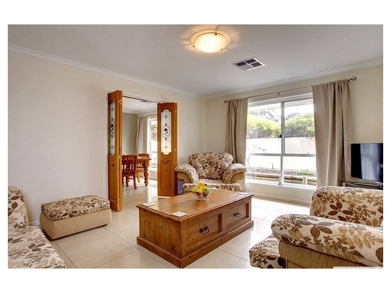9 Marina Court, Hallett Cove SA 5158