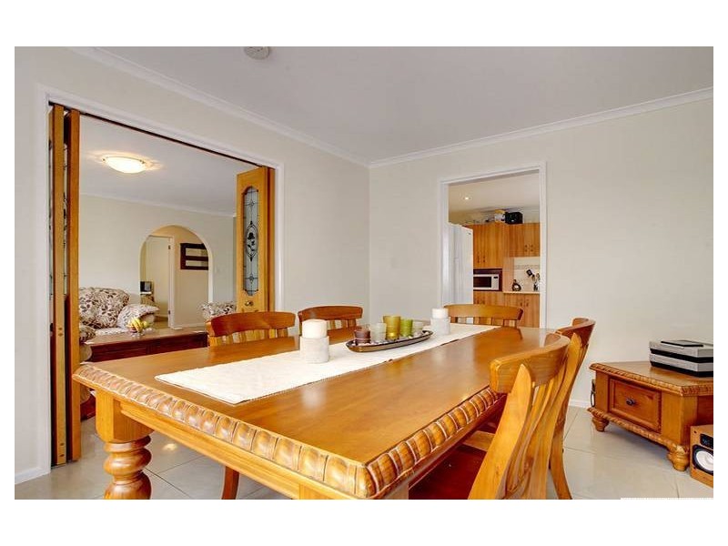 9 Marina Court, Hallett Cove SA 5158