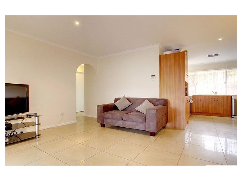 9 Marina Court, Hallett Cove SA 5158