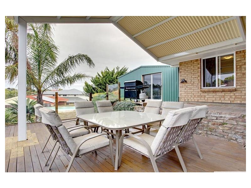 9 Marina Court, Hallett Cove SA 5158