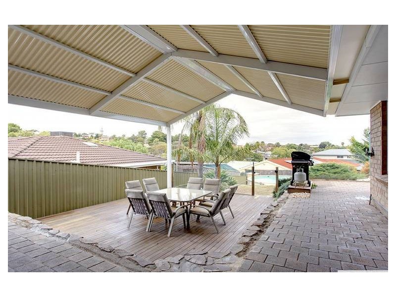 9 Marina Court, Hallett Cove SA 5158