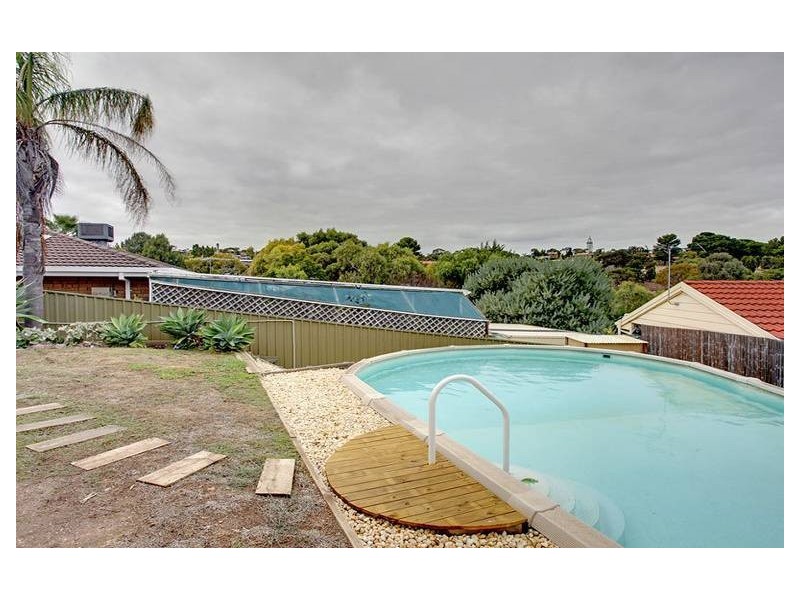 9 Marina Court, Hallett Cove SA 5158