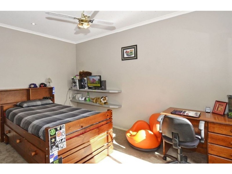 12 Ibis Crescent, Hallett Cove SA 5158