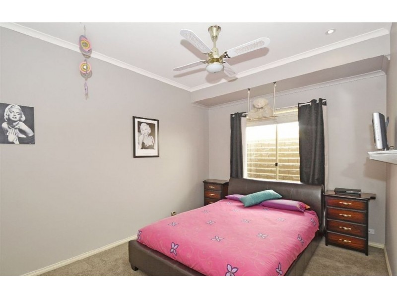 12 Ibis Crescent, Hallett Cove SA 5158