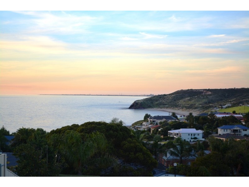 12 Ibis Crescent, Hallett Cove SA 5158