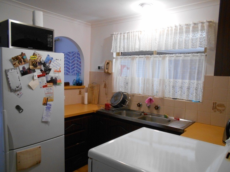 1 / 4 South Avenue, Hallett Cove SA 5158