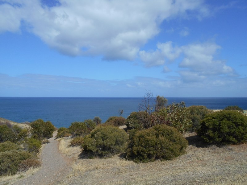 1 / 4 South Avenue, Hallett Cove SA 5158