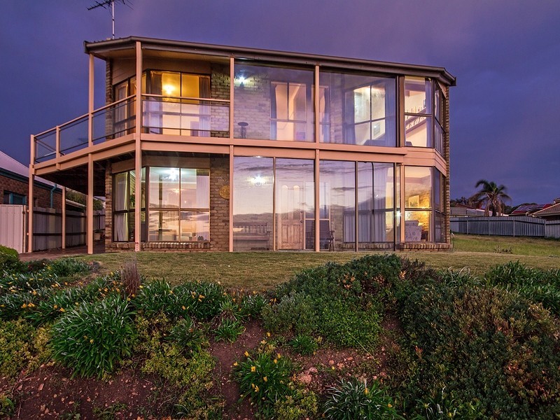 26 The Esplanade, Hallett Cove SA 5158