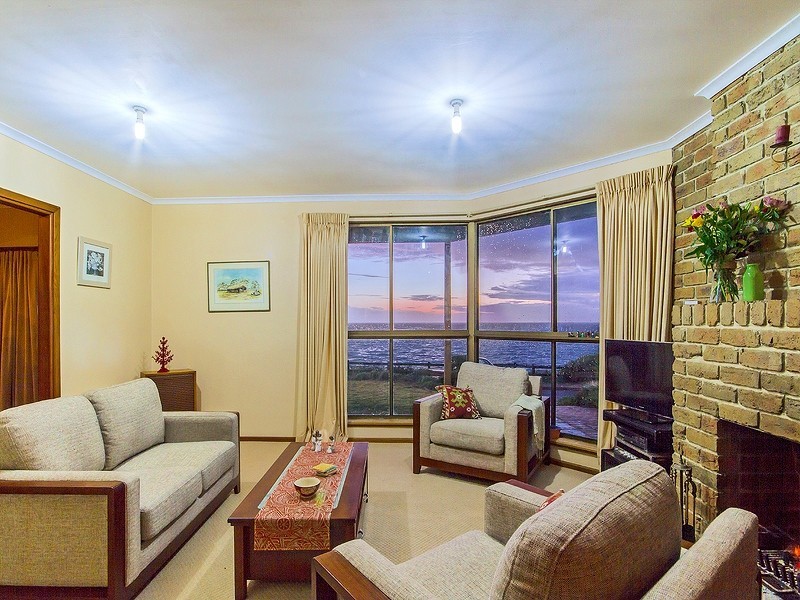 26 The Esplanade, Hallett Cove SA 5158
