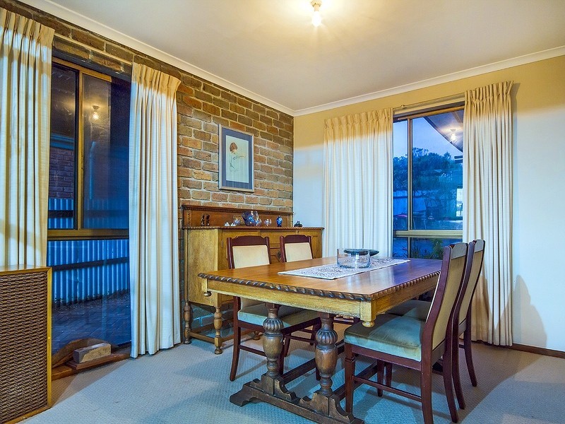 26 The Esplanade, Hallett Cove SA 5158
