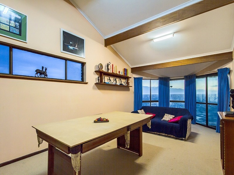 26 The Esplanade, Hallett Cove SA 5158