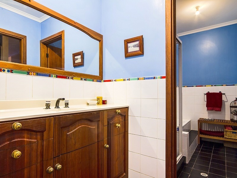 26 The Esplanade, Hallett Cove SA 5158