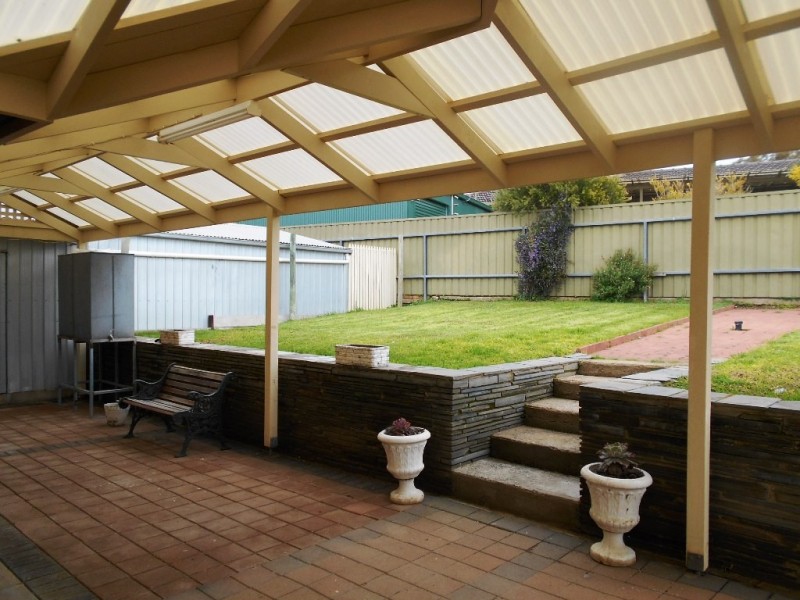 54 Perry Barr Road, Hallett Cove SA 5158