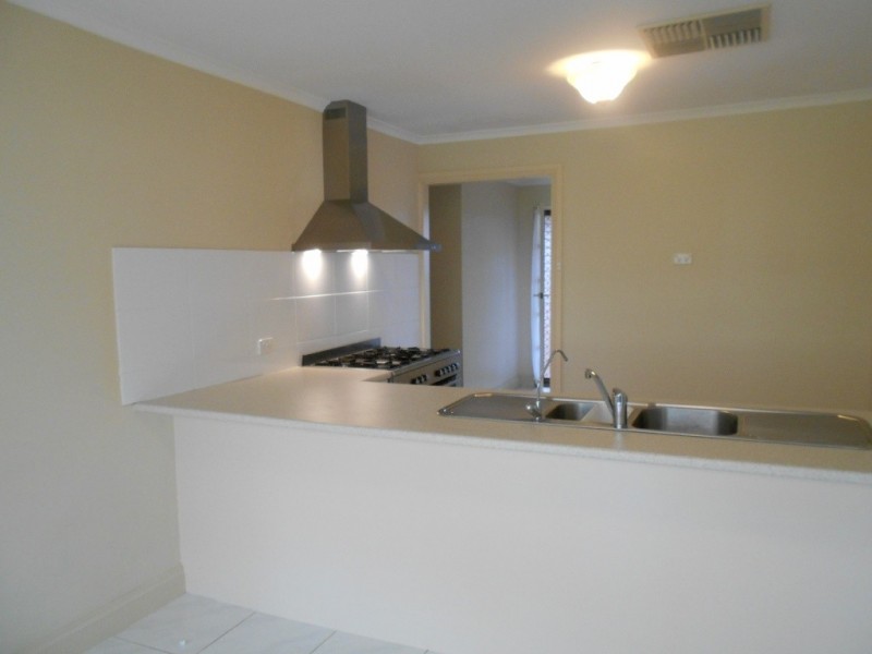 54 Perry Barr Road, Hallett Cove SA 5158