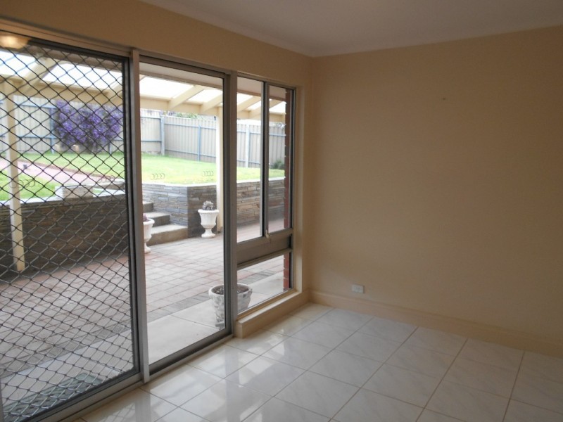 54 Perry Barr Road, Hallett Cove SA 5158