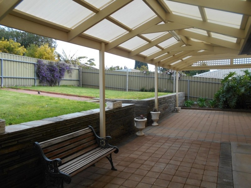 54 Perry Barr Road, Hallett Cove SA 5158