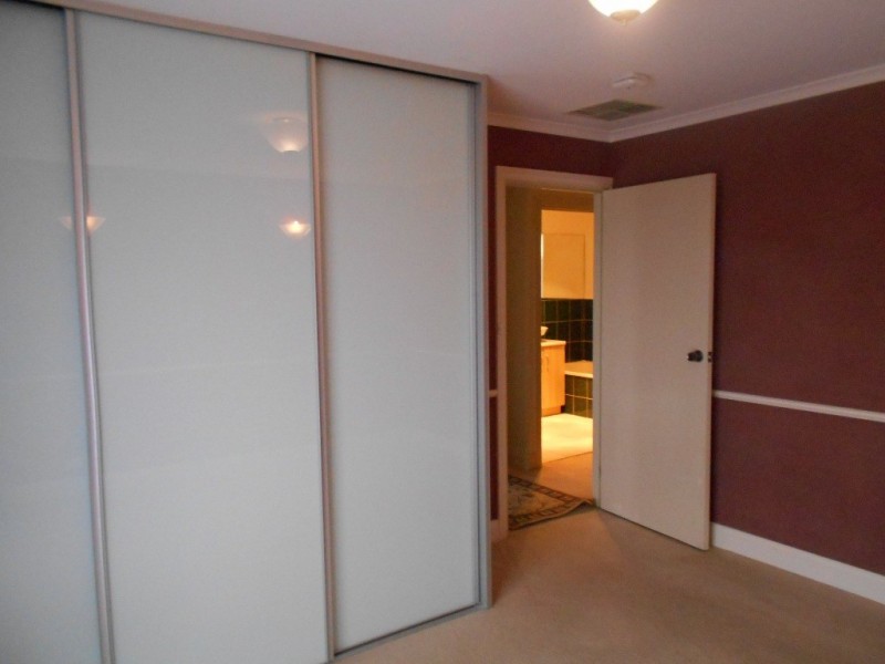 54 Perry Barr Road, Hallett Cove SA 5158