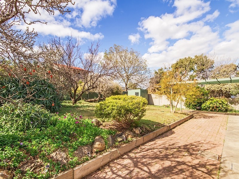 6 Signet Street, Hallett Cove SA 5158