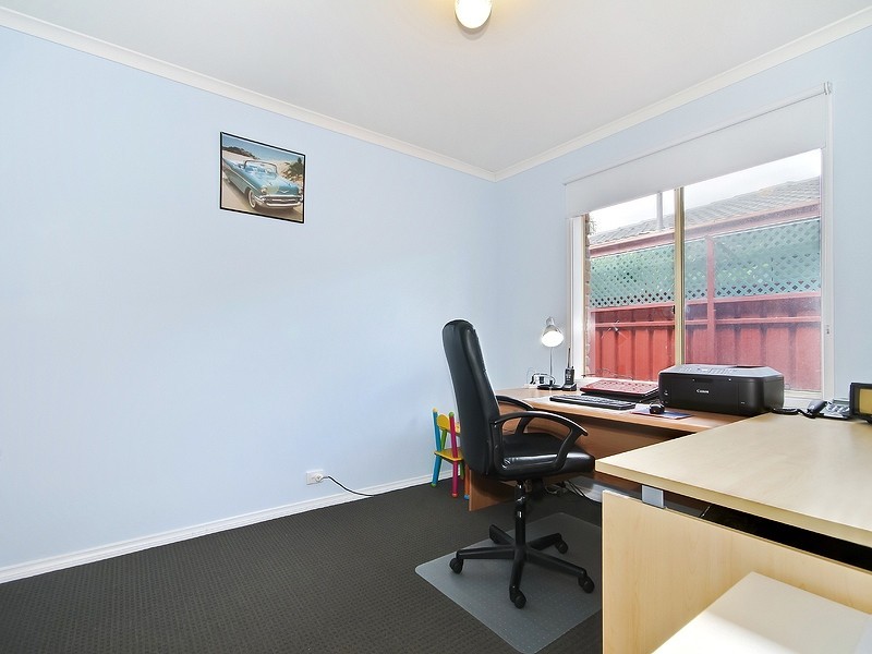 15 Seaview Avenue, Hallett Cove SA 5158