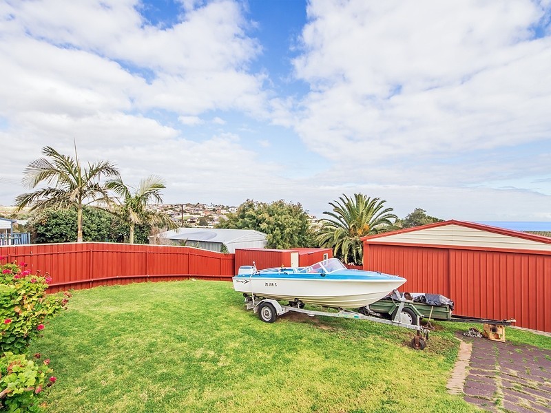 15 Seaview Avenue, Hallett Cove SA 5158