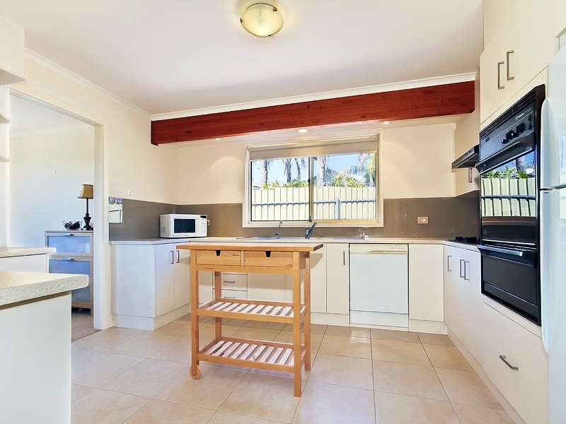 44 Caswell Drive, Hallett Cove SA 5158