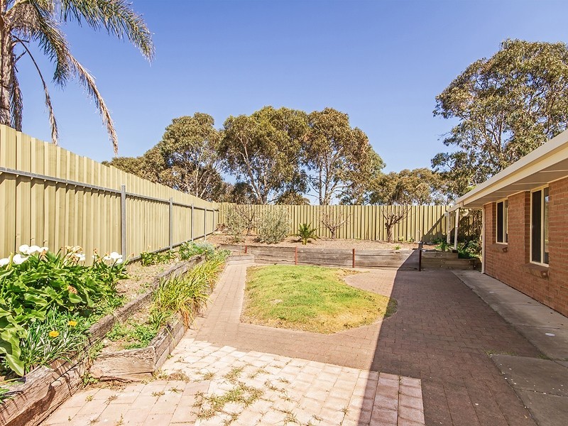 44 Caswell Drive, Hallett Cove SA 5158