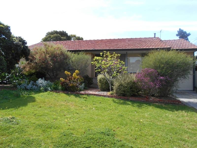 28 Judith Crescent, Morphett Vale SA 5162
