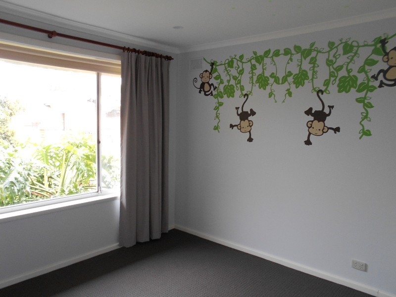 28 Judith Crescent, Morphett Vale SA 5162