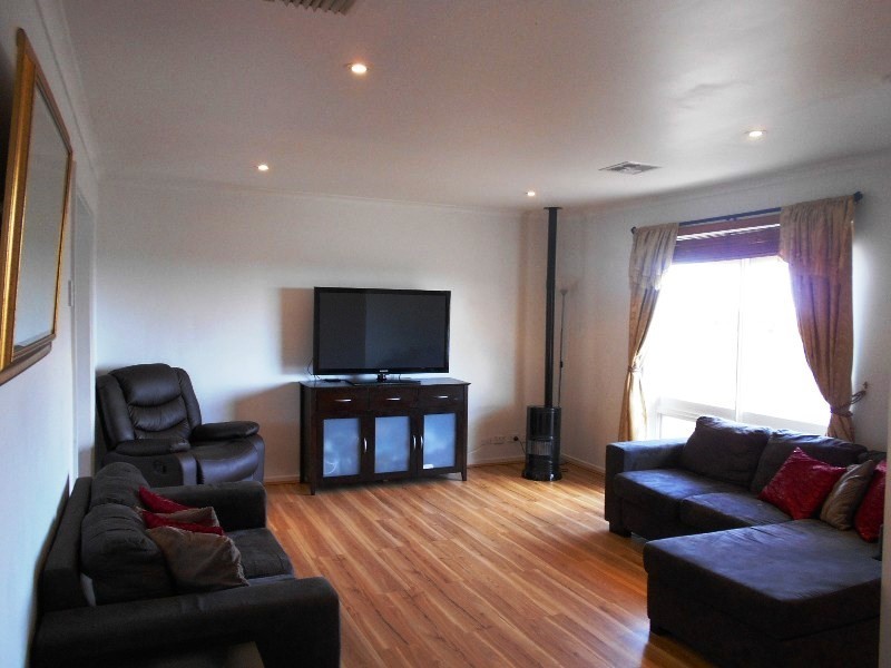 64 Capella Drive, Hallett Cove SA 5158