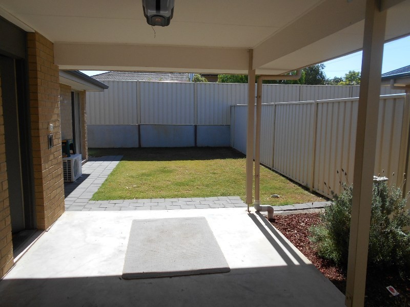 2/96 Bains Road, Morphett Vale SA 5162