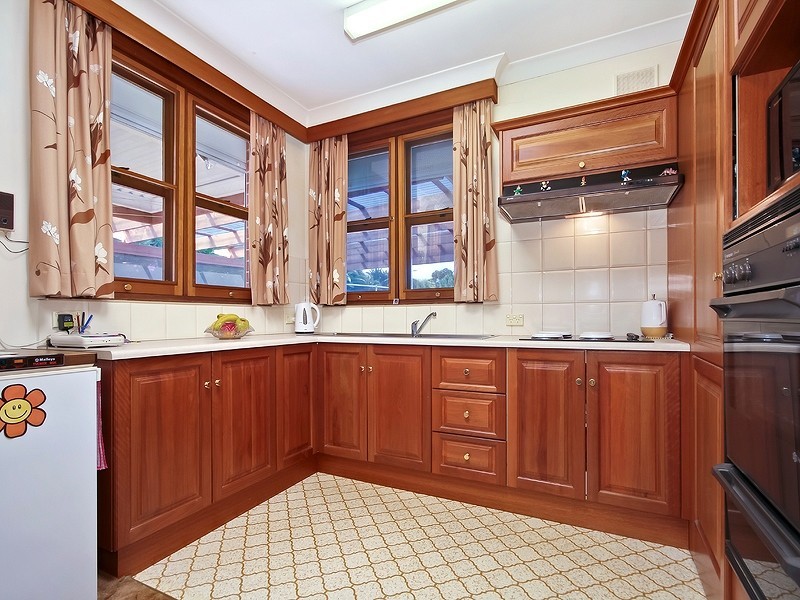 3a Mayflower Crescent, Hallett Cove SA 5158