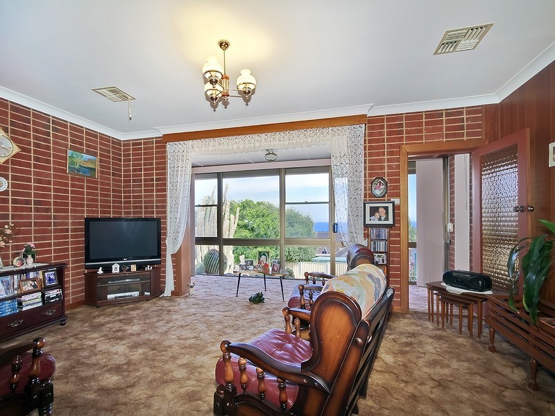3a Mayflower Crescent, Hallett Cove SA 5158