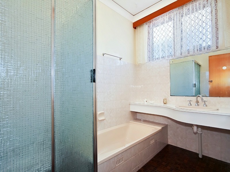 3a Mayflower Crescent, Hallett Cove SA 5158