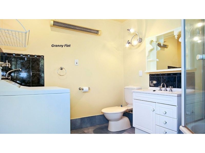 1 Moth Court, Hallett Cove SA 5158