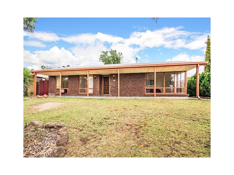 1 Kiah Crescent, Sheidow Park SA 5158