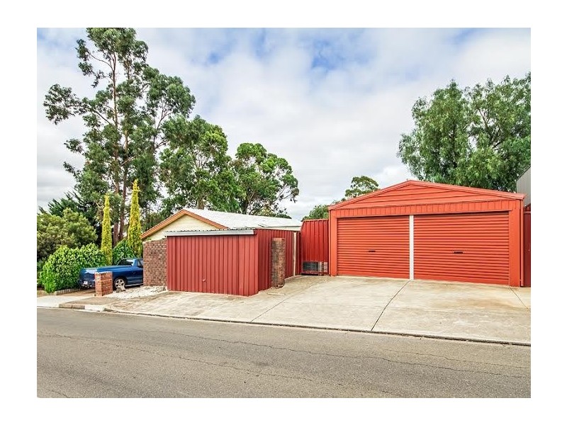 1 Kiah Crescent, Sheidow Park SA 5158