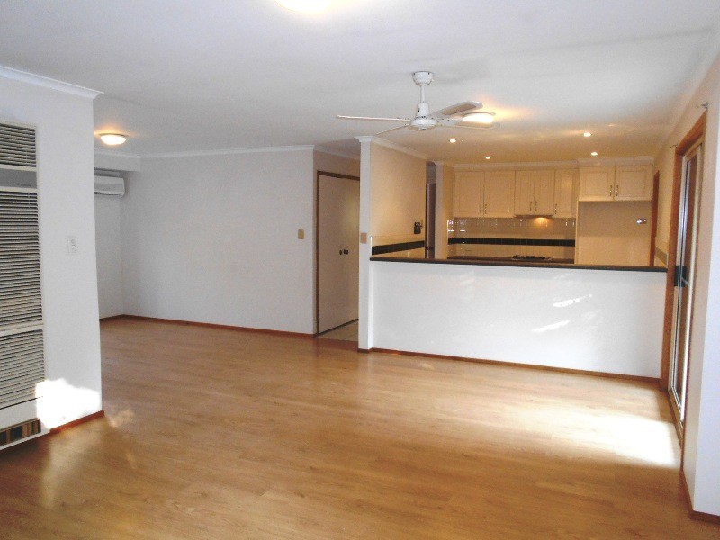 12 Young Street, Trott Park SA 5158