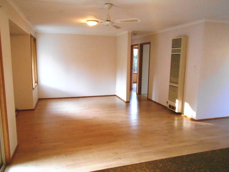 12 Young Street, Trott Park SA 5158