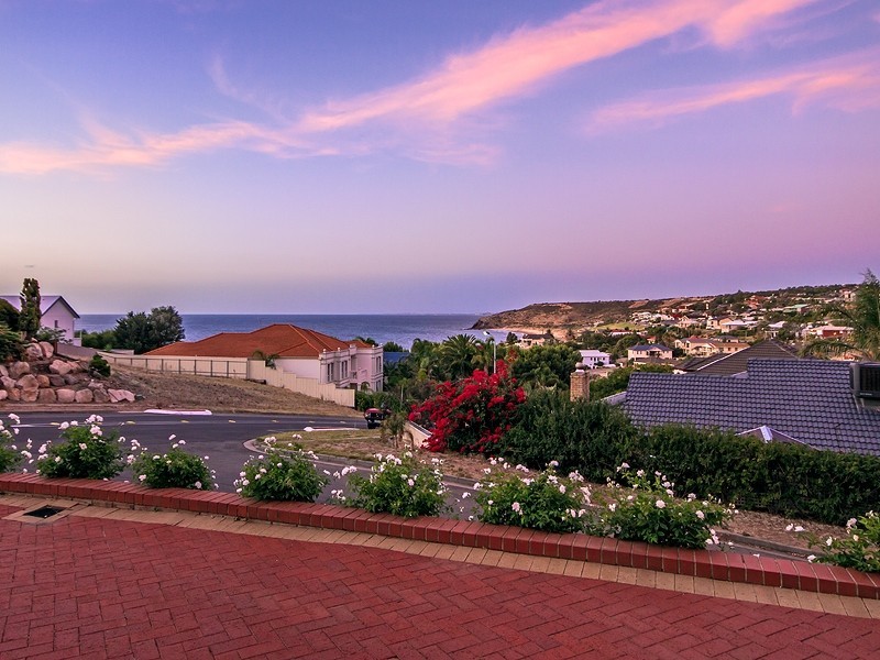 26 Cormorant Drive, Hallett Cove SA 5158