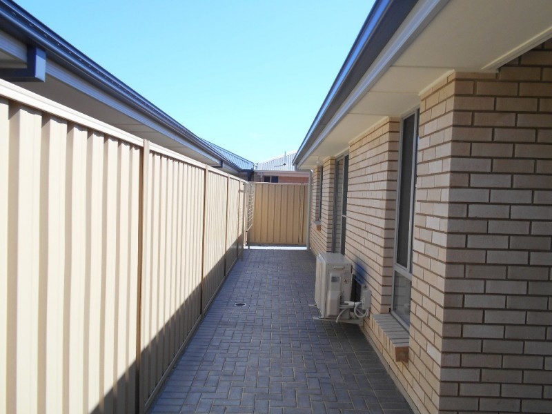 4 Cook Street, Seaford Meadows SA 5169