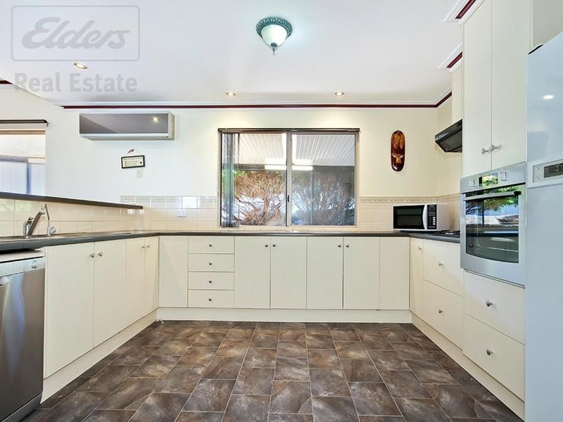 8 Unley Court, Onkaparinga Hills SA 5163