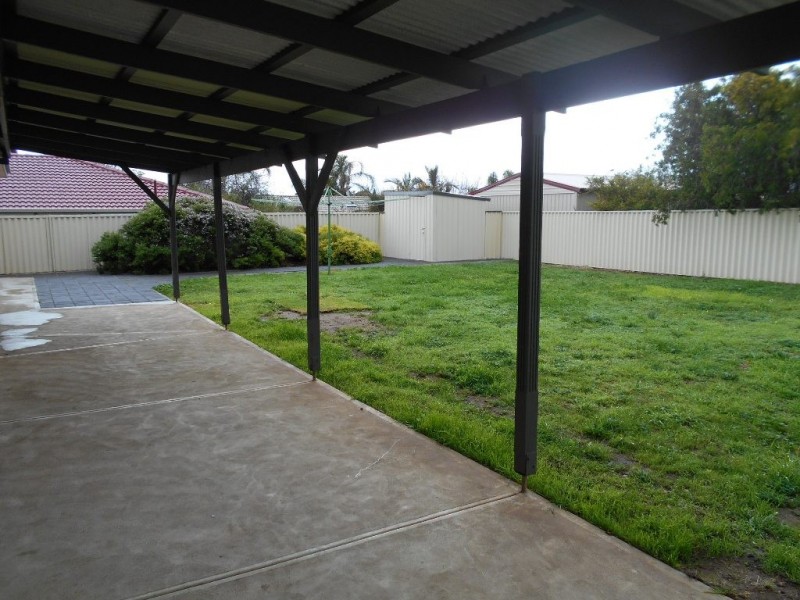 16 Camille Street, Hallett Cove SA 5158