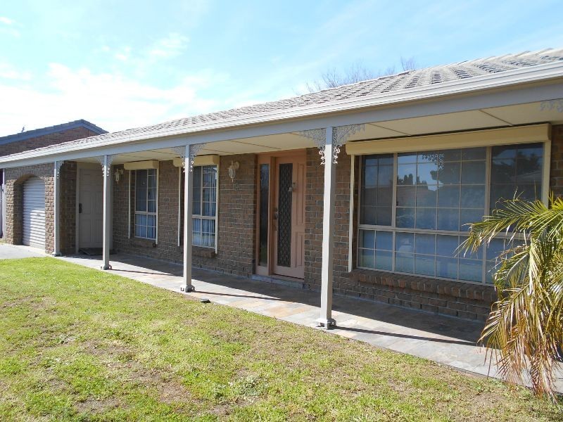 9 Farming Crescent, Hallett Cove SA 5158