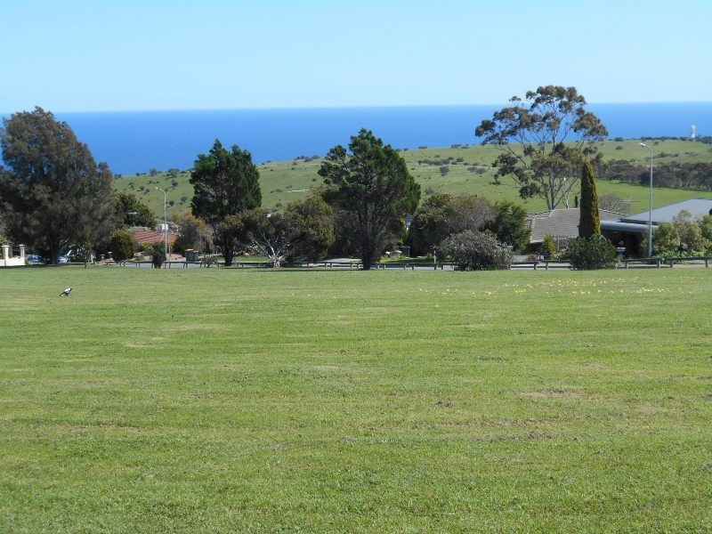 9 Farming Crescent, Hallett Cove SA 5158