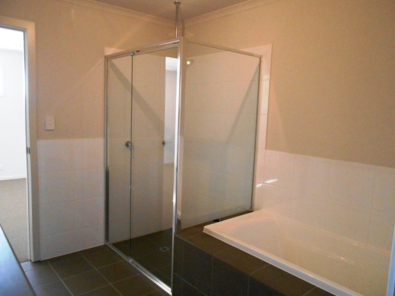 2/13-17 Sand Street, Seaford Meadows SA 5169