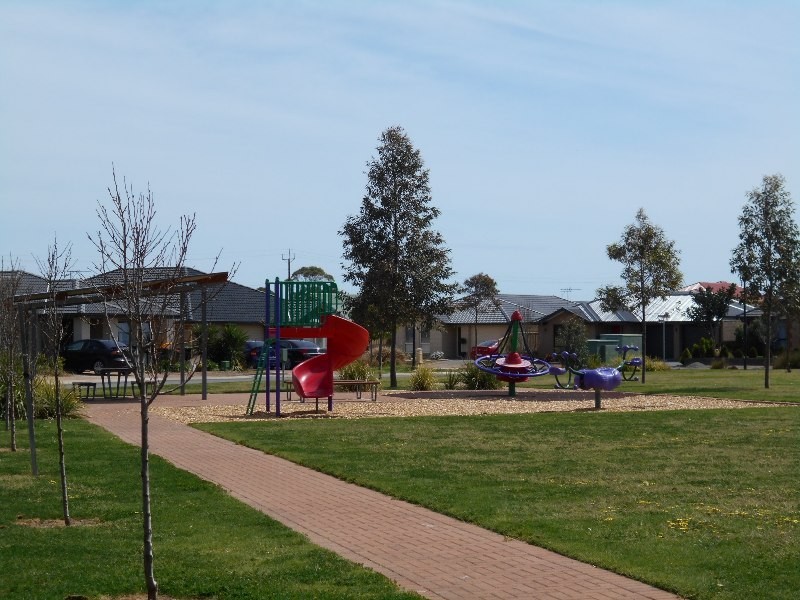 2/13-17 Sand Street, Seaford Meadows SA 5169