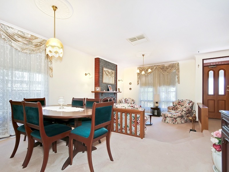 16 Barramundi Drive, Hallett Cove SA 5158